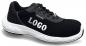 Preview: Der Schuh ist ein schwarzer Sportschuh mit einem weißen Sohlenrand. Auf der Seite steht in großen Buchstaben das Wort "LOGO". Er hat Schnürsenkel und eine sportliche Form.