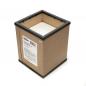 Preview: Das Bild zeigt einen quadratischen Karton mit offenen Oberseite. Er hat eine braune Außenfläche und eine klare, glatte Struktur innen. Ein Etikett ist auf der Seite sichtbar.