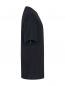 Preview: The image shows a black T-shirt in profile. It has short sleeves and a straight cut, without any noticeable details or patterns. The fabric appears simple and smooth.
