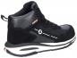 Preview: Der Schuh ist ein schwarzer High-Top-Sneaker. Er besteht aus Leder und Wildleder, hat eine weiße Sohle mit schwarzer Gummisohle sowie einige orangefarbene Akzente. Robust und sportlich.