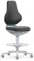Preview: The chair has a black, ergonomically shaped backrest and seat. It stands on a silver base with a wide, round base and casters, ideal for mobility.