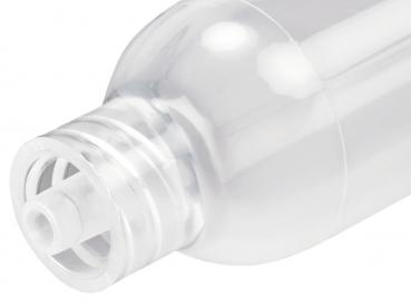 Das Bild zeigt den oberen Teil einer transparenten Plastikflasche. Der Flaschenhals hat ein Schraubgewinde, und die Öffnung ist mit einem dünnen, runden Aufsatz versehen.