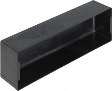 Das Bild zeigt eine längliche, flache Box aus schwarzem Kunststoff. Sie hat gerade Kanten und eine offene Oberseite. Innen ist sie hohl und bietet Platz für Aufbewahrung.