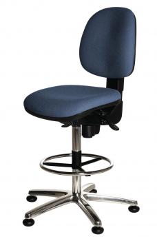 The chair has a blue, padded seat and a backrest. It stands on a metal frame with five wheels and has a footrest. The height is adjustable.