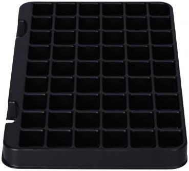 Das Bild zeigt ein schwarzes Tablett mit 48 kleinen, gleich großen Fächern. Die Fächer sind quadratisch und gleichmäßig angeordnet. Das Tablett hat rundherum eine leicht erhöhte Kante.