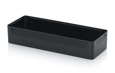 The image shows a rectangular, flat dish in matte black. It has straight edges, is lightweight, and without any special decorations. Ideal for storage or as a serving dish.