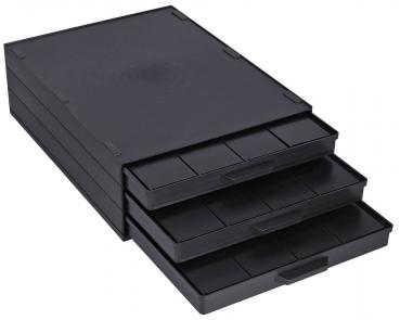 Das Bild zeigt eine schwarze Aufbewahrungsbox mit mehreren Schubladen. Es gibt drei Schubladen, die teilweise herausgezogen sind, und die Oberfläche ist glatt und rechteckig.