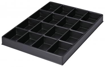 Das Bild zeigt ein schwarzes Ablagefach mit 15 quadratischen Fächern. Es hat eine flache, rechteckige Form und ist aus einem glatten Material gefertigt. Ideal zur Aufbewahrung kleiner Gegenstände.