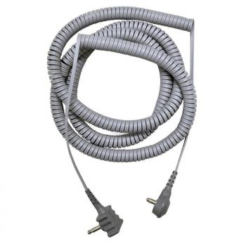 Das Bild zeigt ein graues, spiralförmig gewundenes Kabel. Es hat an beiden Enden einen Stecker, einer ist flach und der andere hat eine leicht gebogene Form. Das Kabel ist recht lang.