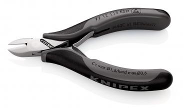 Das Bild zeigt eine spitz zulaufende Zange mit einer glänzenden Schneide und ergonomischen, schwarzen Griffen. Auf der Zange steht "KNIPEX" und andere technische Daten.