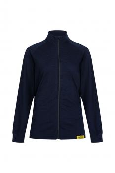Das Bild zeigt eine dunkelblaue Jacke mit Stehkragen und durchgehendem Reißverschluss. Die Jacke hat lange Ärmel und eine dezente gelbe Markenapplikation am Saum.