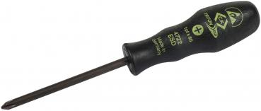 Ein schwarzer Schraubendreher mit einem ergonomischen Griff, der grüne Aufdrucke hat. Die Spitze ist lange und gerade, geeignet für Kreuzschrauben. Ideal für präzise Arbeiten.