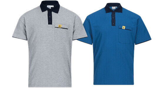Das Bild zeigt ein kurzärmliges Polohemd in lebhaftem Blau. Es hat einen dunklen Kragen, drei Knöpfe und eine kleine Brusttasche, die ebenfalls mit einem Logopatch verziert ist.