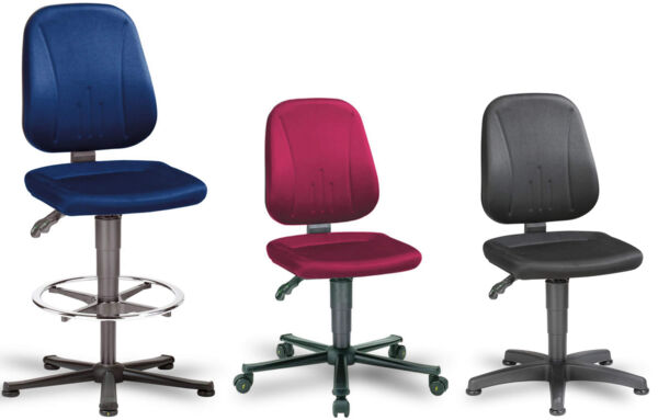 This is a simple, swivel office chair with a black cover. The seat is flat, and the backrest has an ergonomic shape. The chair has five wheels and an adjustable height.
