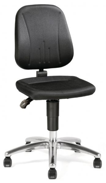 The office chair has a black, padded seat and an ergonomic backrest. It stands on a chrome-plated base with five casters, which allows for easy movement.
