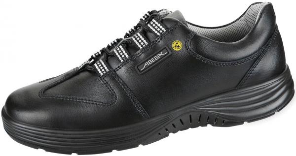 Der Schuh ist schwarz mit einem sportlichen Design. Er hat eine glatte Lederoberfläche, rutschfeste Sohle und elastische Schnürsenkel. Die Innenseite bietet guten Halt und Komfort.