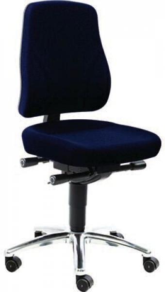 The office chair has a padded seat and backrest in dark blue. It stands on a stable, shiny base with five casters for mobile use.