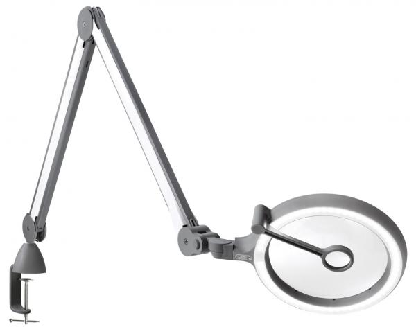 Das Bild zeigt eine verstellbare Schreibtischlampe mit einem runden Lampenschirm und einem stabilen Clip zur Befestigung. Der Arm ist flexibel und ermöglicht verschiedene Positionen.