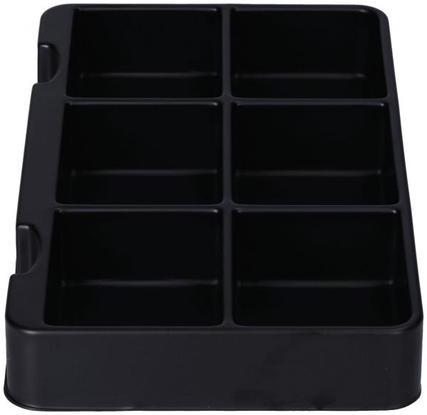 Das Bild zeigt einen schwarzen Organizer mit sechs gleich großen Fächern. Er hat eine flache Form, zwei seitliche Griffe und ist aus einem harten Material gefertigt.