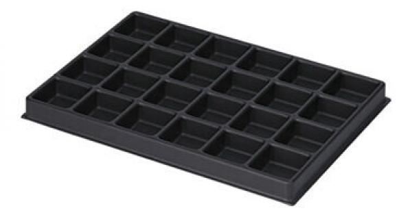 Das Bild zeigt eine rechteckige, schwarze Kunststoffschale mit vielen kleinen Fächern. Die Fächer sind gleichmäßig angeordnet und bieten Platz für verschiedene Gegenstände.