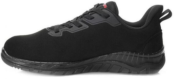 Das Bild zeigt einen schwarzen Sportschuh mit einer durchgehenden, rutschfesten Sohle. Er hat ein schlichtes Design mit flacher Form und eine gepolsterte Ferse für Komfort.