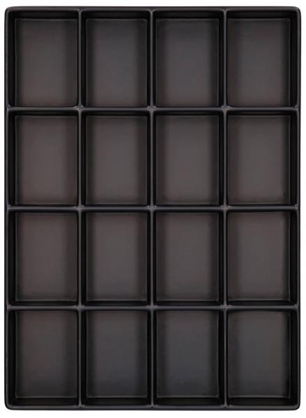Das Bild zeigt ein rechteckiges Tablett mit 16 einzelnen, quadratischen Fächern. Es ist einfarbig schwarz und hat eine glatte Oberfläche. Die Fächer sind gleichmäßig angeordnet.