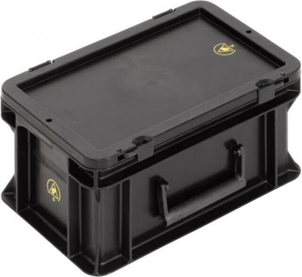 Die Abbildung zeigt eine rechteckige, schwarze Kunststoffbox mit einem flachen Deckel. Sie hat an einer Seite einen Griff zum Tragen und ist robust gestaltet. Ein gelbes Logo ist sichtbar.
