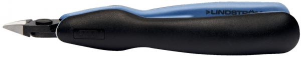 Das Bild zeigt einen Kutter mit einem schwarzen, ergonomischen Griff und einer blauen Oberkante. Die Klinge ist spitz und metallisch, ideal für präzises Schneiden.