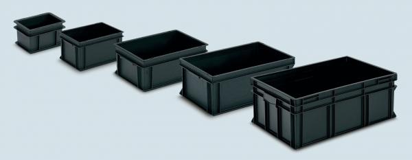 The image shows five black, rectangular boxes in various sizes, arranged side by side. The boxes have a sturdy, flat shape and are made of plastic.