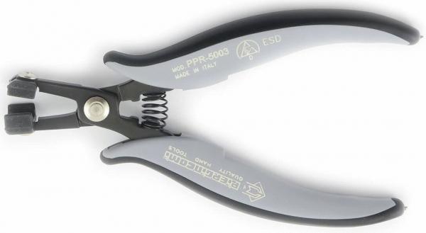 Das Bild zeigt eine Zange mit grauen Griffen und einer Metallspitze. Die Griffe sind ergonomisch geformt und haben eine Feder, die das Öffnen erleichtert.