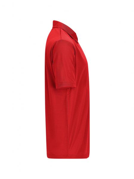Das Bild zeigt ein rotes Poloshirt von der Seite. Es hat einen klassischen Kragen und kurze Ärmel. Der Stoff wirkt leicht und sportlich, ohne auffällige Muster.