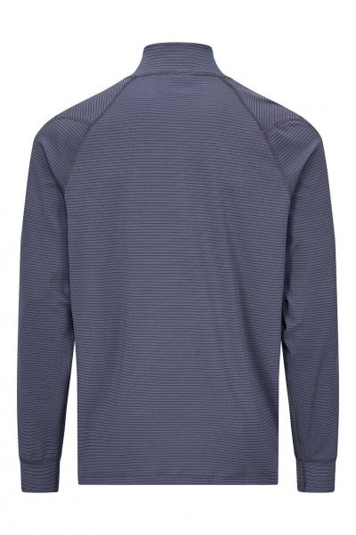 Das Bild zeigt die Rückseite eines dunkelblauen Langarmshirts mit feinen horizontalen Streifen. Es hat einen kurzen Kragen und Raglanärmel. Der Stoff wirkt weich und leicht.