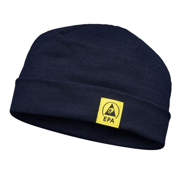 Die Mütze ist aus dunkelblauem, gestricktem Material. Sie hat eine enge Passform und eine gelbe Etikette mit einem schwarzem Symbol und dem Text "EPA" auf der Vorderseite.