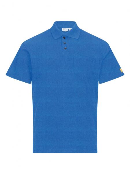 Das Bild zeigt ein kurzes, blaue Poloshirt. Es hat einen klassischen Kragen, drei Knöpfe und eine einfache, gerade Form. Auf einem Ärmel befindet sich ein kleines Logo.