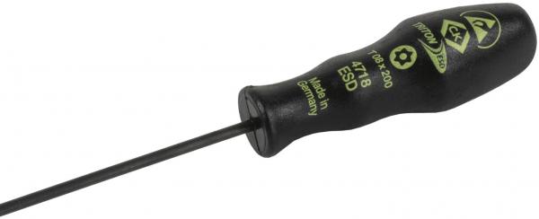 Das Bild zeigt einen elektrischen Schraubendreher mit einem schwarzen, rutschfesten Griff. Der Griff hat gelbe Schriftzüge mit Informationen zum Modell und zur Herkunft. Die Klinge ist lang und dünn.