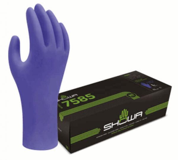 Das Bild zeigt einen lila Gummi-Handschuh, der aufrecht steht, neben einer schwarzen Verpackung mit grünen Akzenten, auf der "SHOWA 7585" steht.