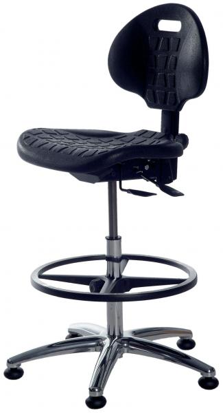 The chair has a black, padded seat and a high backrest. It stands on a chrome frame with five casters and a foot ring. The seat height is adjustable.