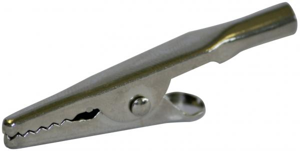 Das Bild zeigt eine silberne Wäscheklammer aus Metall. Sie hat eine gebogene Form mit zwei greifenden Lippen, die sich öffnen und schließen lassen, sowie eine kleine Feder in der Mitte.