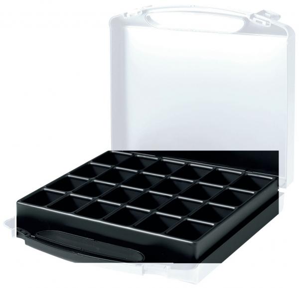 Das Bild zeigt eine schwarze Box mit 16 gleich großen Fächern, die rechteckig angeordnet sind. Die Box hat einen Deckel und eine Halterung zum Tragen.