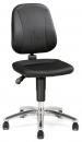 Preview: The office chair has a black, padded seat and an ergonomic backrest. It stands on a chrome-plated base with five casters, which allows for easy movement.
