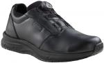 Preview: Das Bild zeigt einen schwarzen Schuh aus Leder mit einer niedrigen Silhouette. Er hat eine strukturierte Oberfläche und ein schnelles Schnürsystem, das durch einen Drehknopf verschlossen wird.