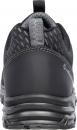 Preview: Der Schuh ist ein sportlicher, schwarzer Sneaker mit einer atmungsaktiven Mesh-Oberfläche und einer stabilen Gummisohle. Die Ferse ist verstärkt und weist ein leicht erhabenes Muster auf.