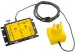 Preview: Das Bild zeigt ein elektronisches Gerät mit einem gelben Gehäuse. Es hat mehrere Buchsen und eine dazugehörige gelbe Steckdose mit zwei Pins. Ein langes Kabel verbindet beide Teile.