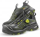 Preview: The image shows a pair of black sports shoes with yellow accents. They have a modern shape, are straightforward, and feature a grippy sole with a sturdy, breathable material.
