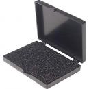 Preview: Das Bild zeigt eine schwarze, rechteckige Box mit einem Deckel, der offen ist. Der Innenraum ist mit schaumstoffähnlichem Material ausgekleidet, das sicher hält.