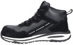 Preview: Der Schuh ist ein schwarzer, knöchelhoher Sneaker mit einer Mischung aus Glattleder und Wildleder. Er hat eine robuste Sohle und Schnürsenkel, sowie seitliche weiße Streifen.
