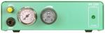 Preview: Das Bild zeigt ein grünes Gerät mit einem runden Manometer für den Druck, einem schwarzen Knopf mit dem Aufdruck ?PUSH LOCK? und einem grünen Ein/Aus-Licht an der rechten Seite.